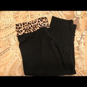 Leopard yoga pants